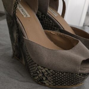 Steve Madden Taupe and Snakeskin Wedges